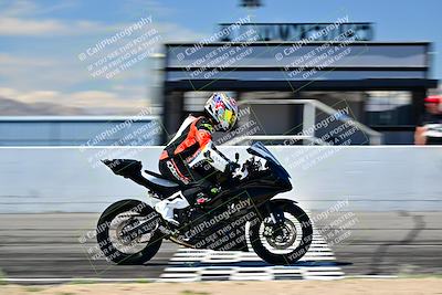 media/Mar-25-2024-Moto Forza (Mon) [[8d4319bd68]]/4-Novice Group/Session 4 Front Straight Speed Pans/